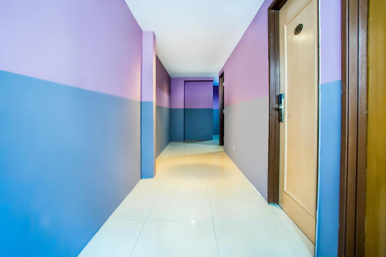 Oyo 89688 Alor Street Hotel Kuala Lumpur Exterior foto
